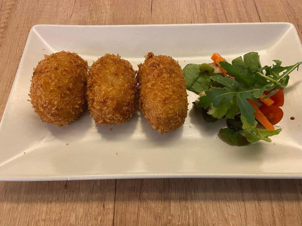 Croquetas Caseras: Restaurante NiNus